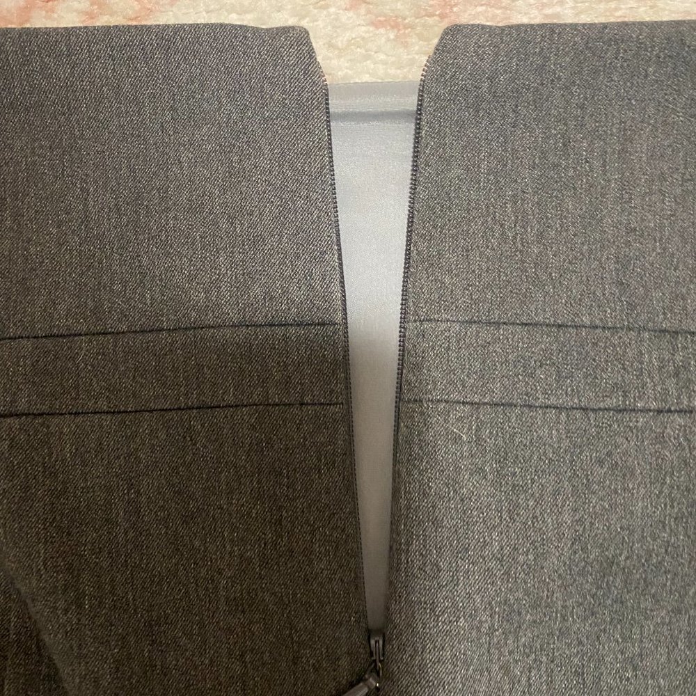 Express Skirt Dark Gray | Pencil Skirt | Size 0 - Picture 4 of 5